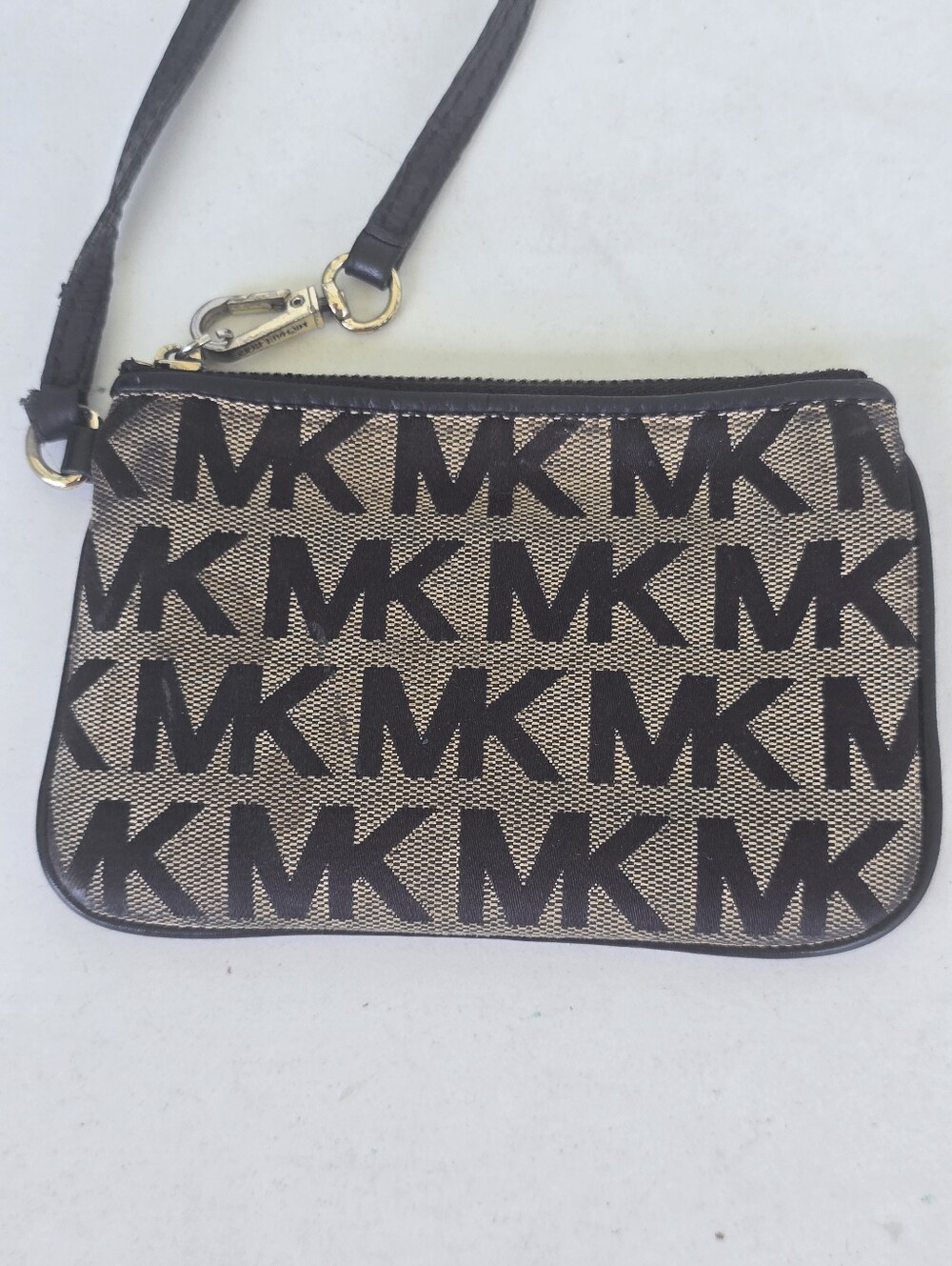 Michael Kors MK Logo Jacquard Wristlet Clutch Black Beige Gold Hardware 4x6 - Picture 3 of 10